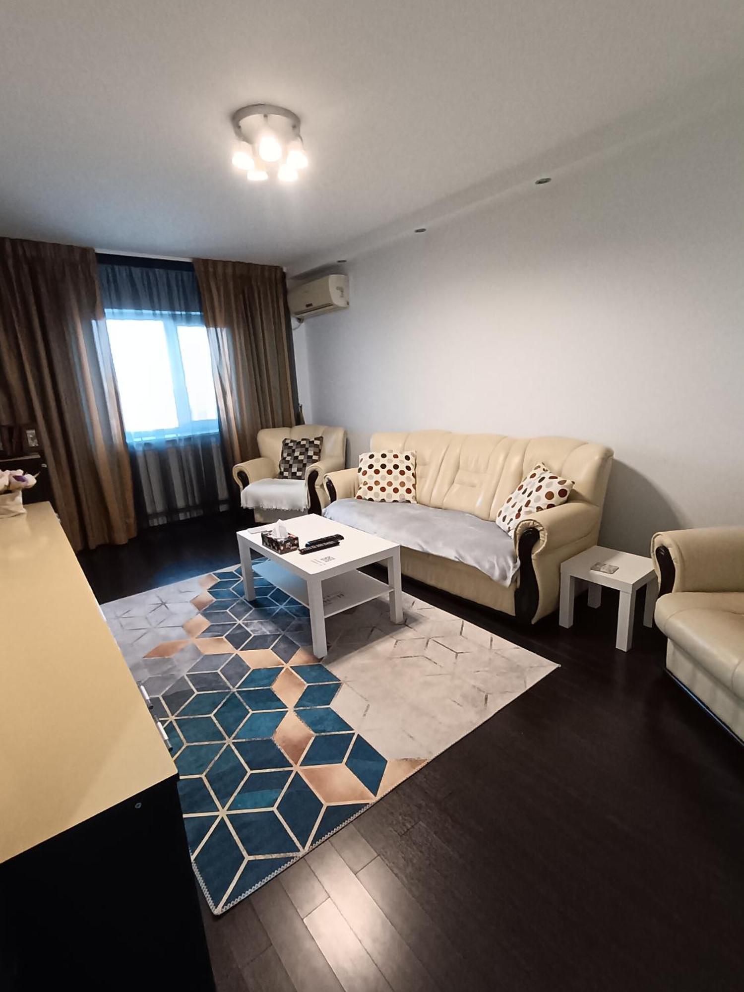Adrian Home 3 Rooms Apartment Ploiesti Exterior photo