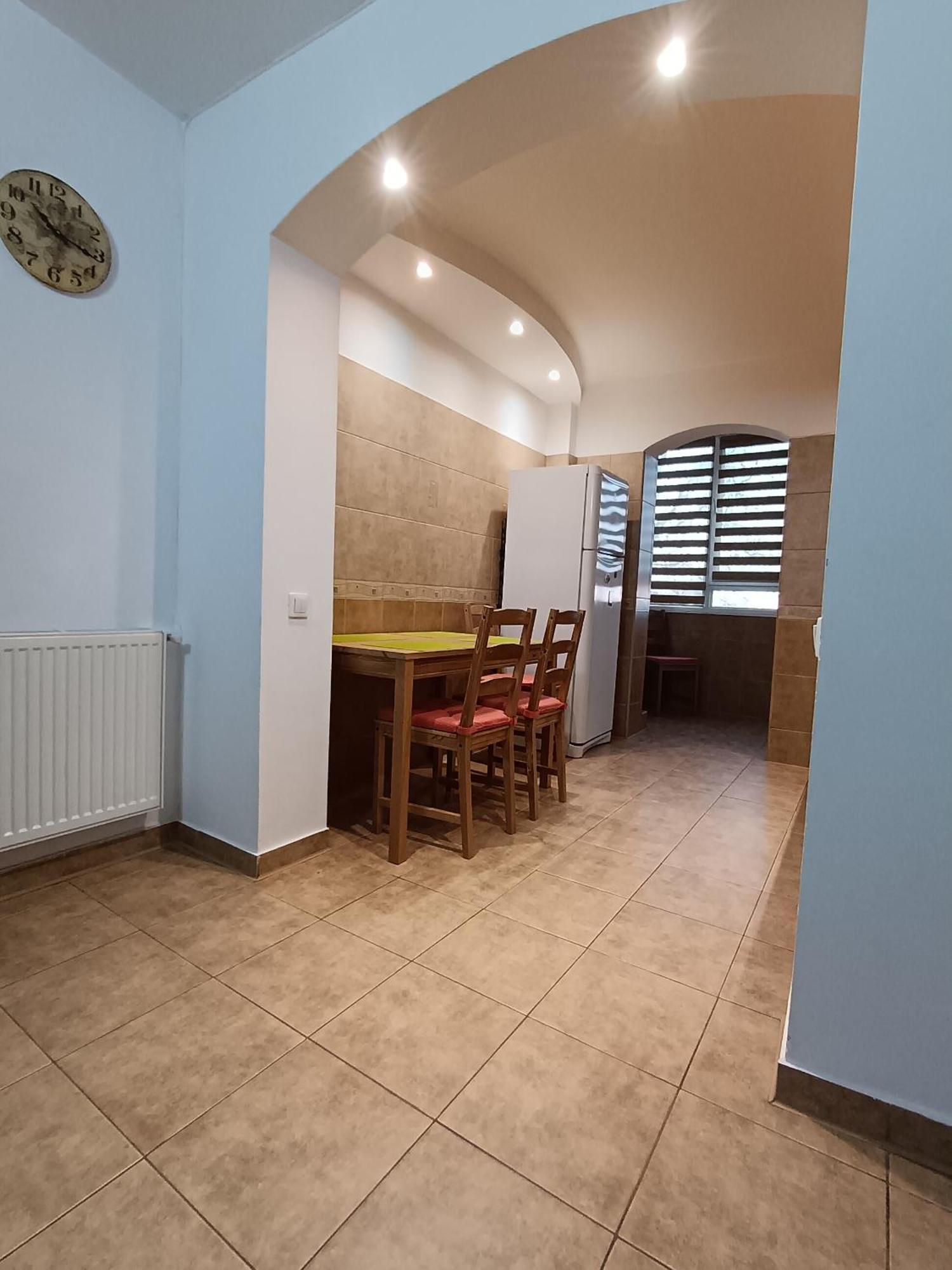 Adrian Home 3 Rooms Apartment Ploiesti Exterior photo