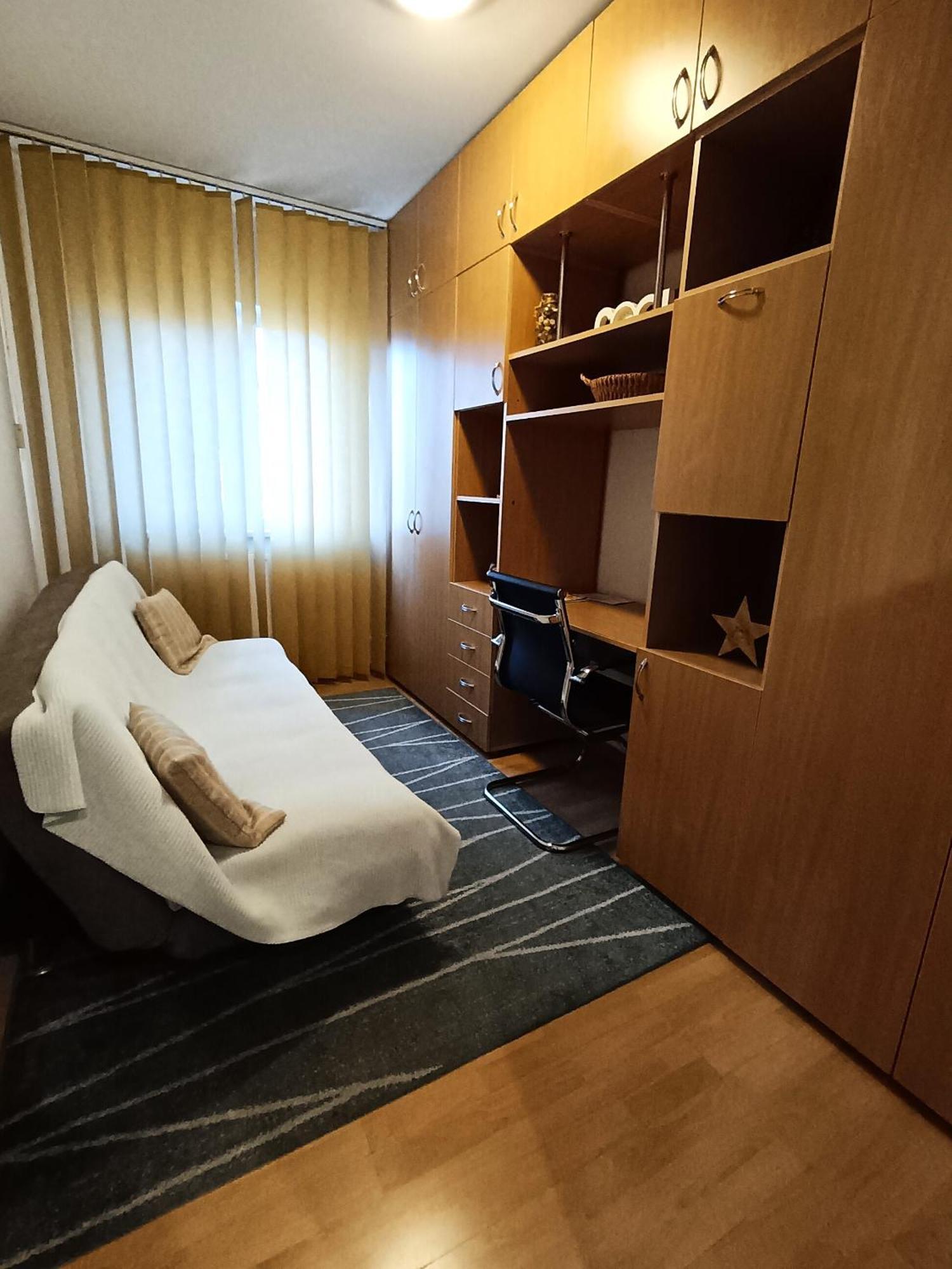 Adrian Home 3 Rooms Apartment Ploiesti Exterior photo